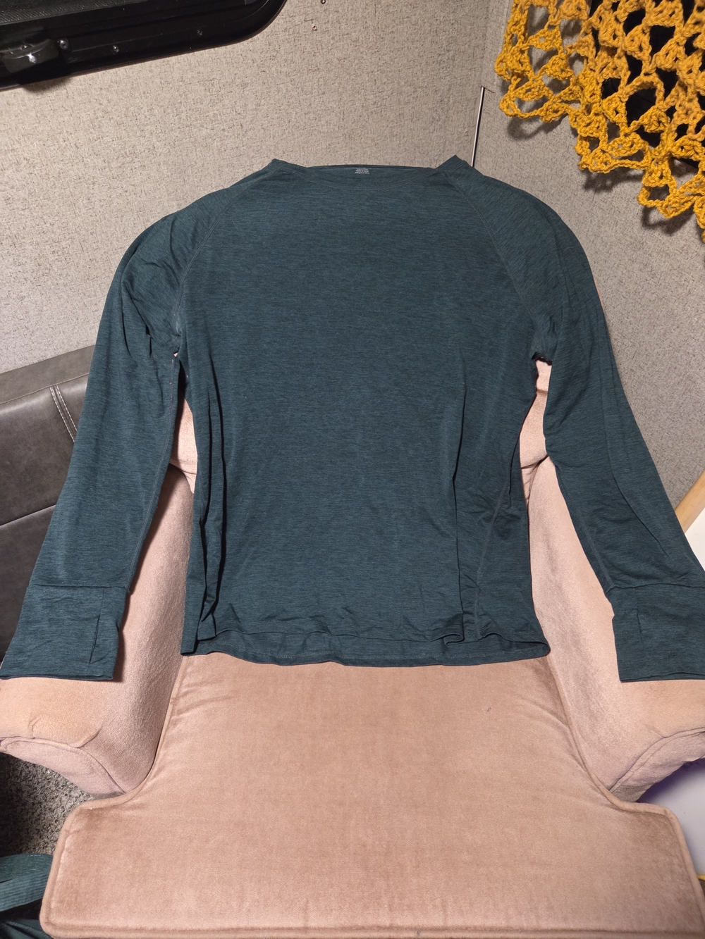 Amazon Essentials Long-Sleeve Crewneck Tee - Teal Green